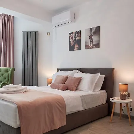 דירה Sea La Vie 2br N Pool Năvodari