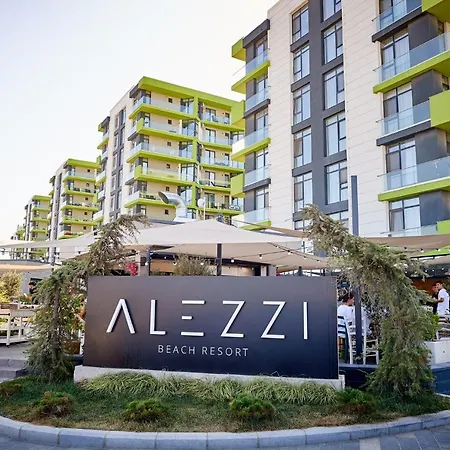 Sea La Vie 2br N Pool Apartament
