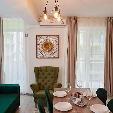 Sea La Vie 2br N Pool アパート *